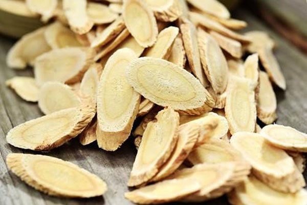 Hoàng kỳ có tác dụng bổ dưỡng và tăng cường hệ miễn dịch